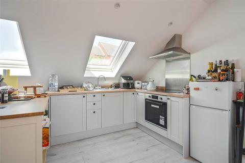 Studio to rent, Denmark Street, Berkshire RG40
