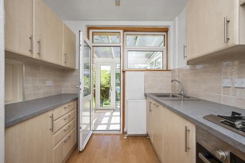 98 Broomhall Road, Edinburgh, EH12 7PP