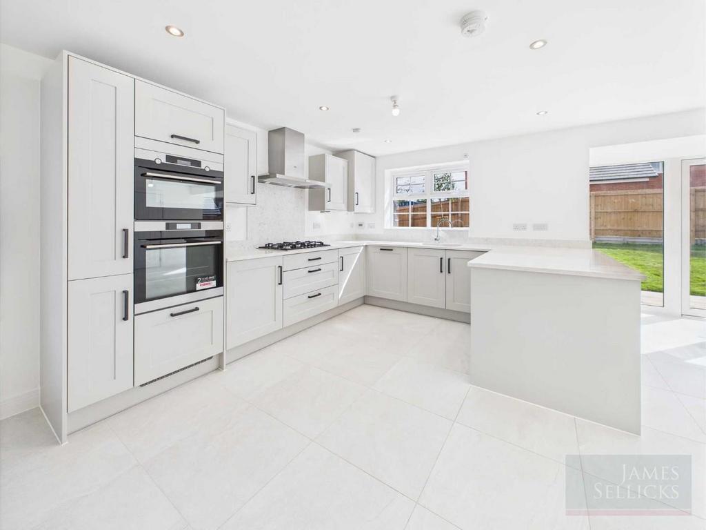 Open Plan Living Dining Kitchen