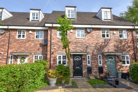 3 bedroom mews for sale, Hedgerow Gardens, Standish, Wigan, WN6 0UX