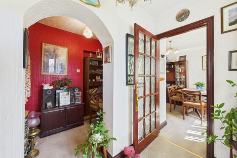 6 Delta Way, Northampton, NN2 8QB