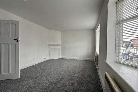 3 bedroom apartment to rent, High Street, Walton-on-Thames KT12