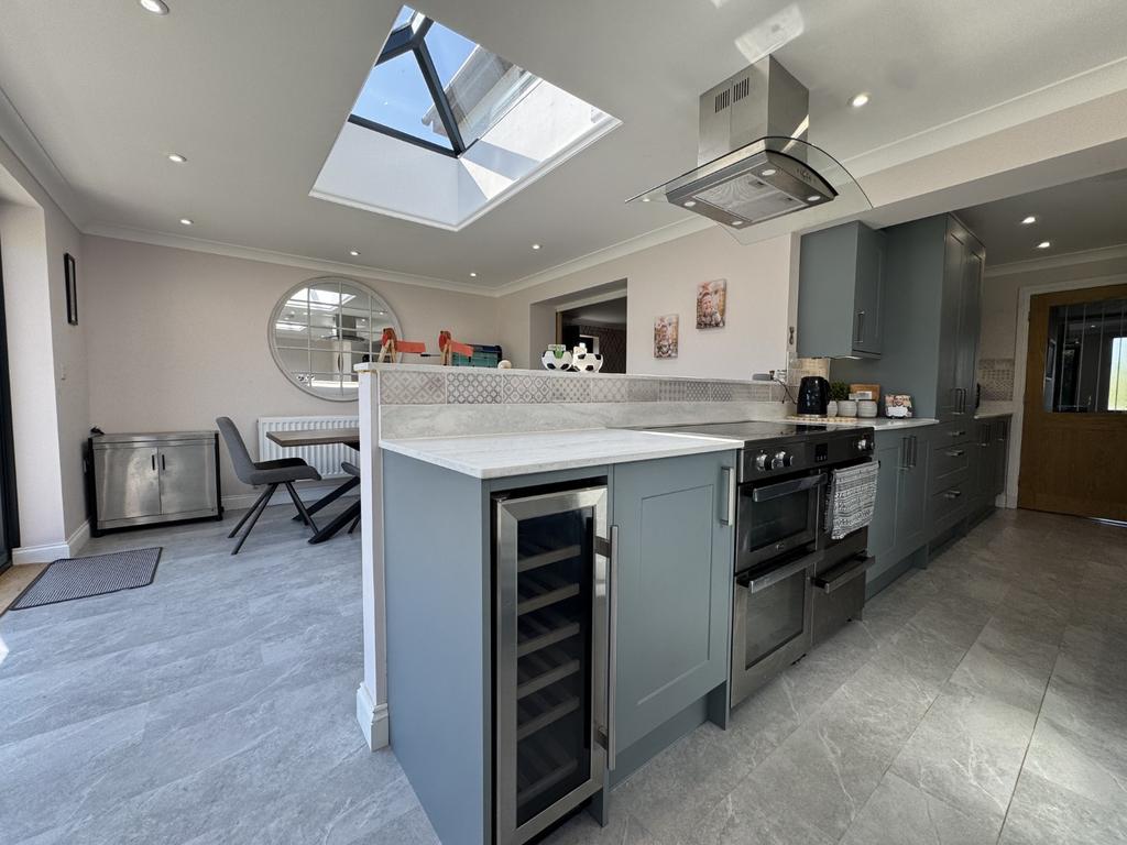 Open Plan Kitchen/Dining and Living Space