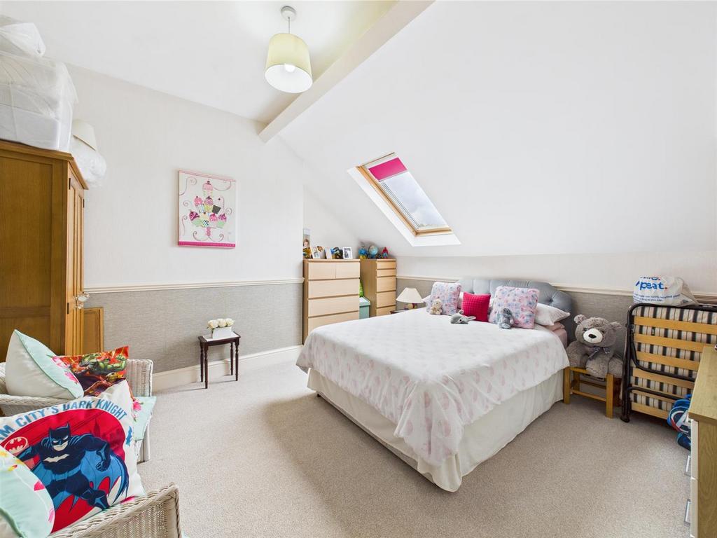 Bedroom: