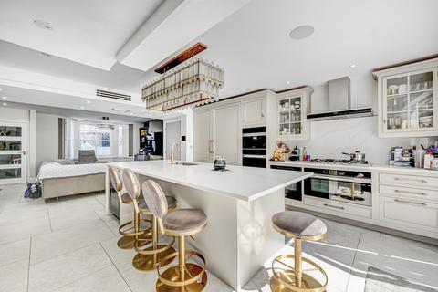 80 Abingdon Road, London, W8 6QT