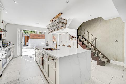 80 Abingdon Road, London, W8 6QT