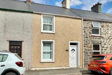 3 bedroom house for sale, George Street, Llanrwst