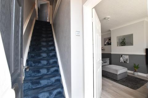 3 bedroom semi-detached house for sale, Fairmont Crescent, Scunthorpe