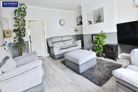 3 bedroom semi-detached house for sale, Fairmont Crescent, Scunthorpe
