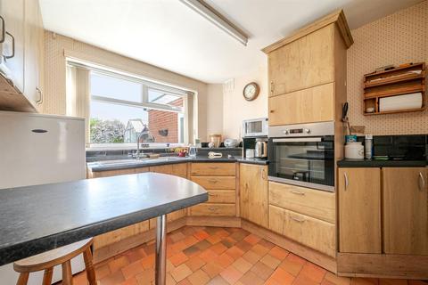 3 bedroom semi-detached house for sale, 13 Copthorne Park, Shrewsbury, SY3 8TL