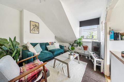 Flat 4, 27 Prince Road, London, SE25 6NN