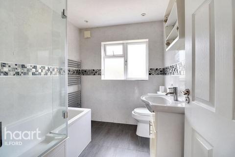 48 Aberdour Road, Ilford, IG3 9SB