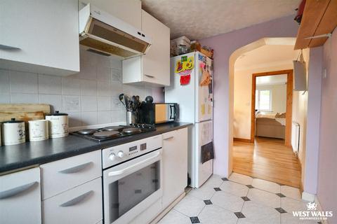 3 bedroom semi-detached house for sale, Dwrbach