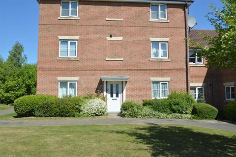 2 bedroom apartment for sale, Green Road, Haverhill CB9