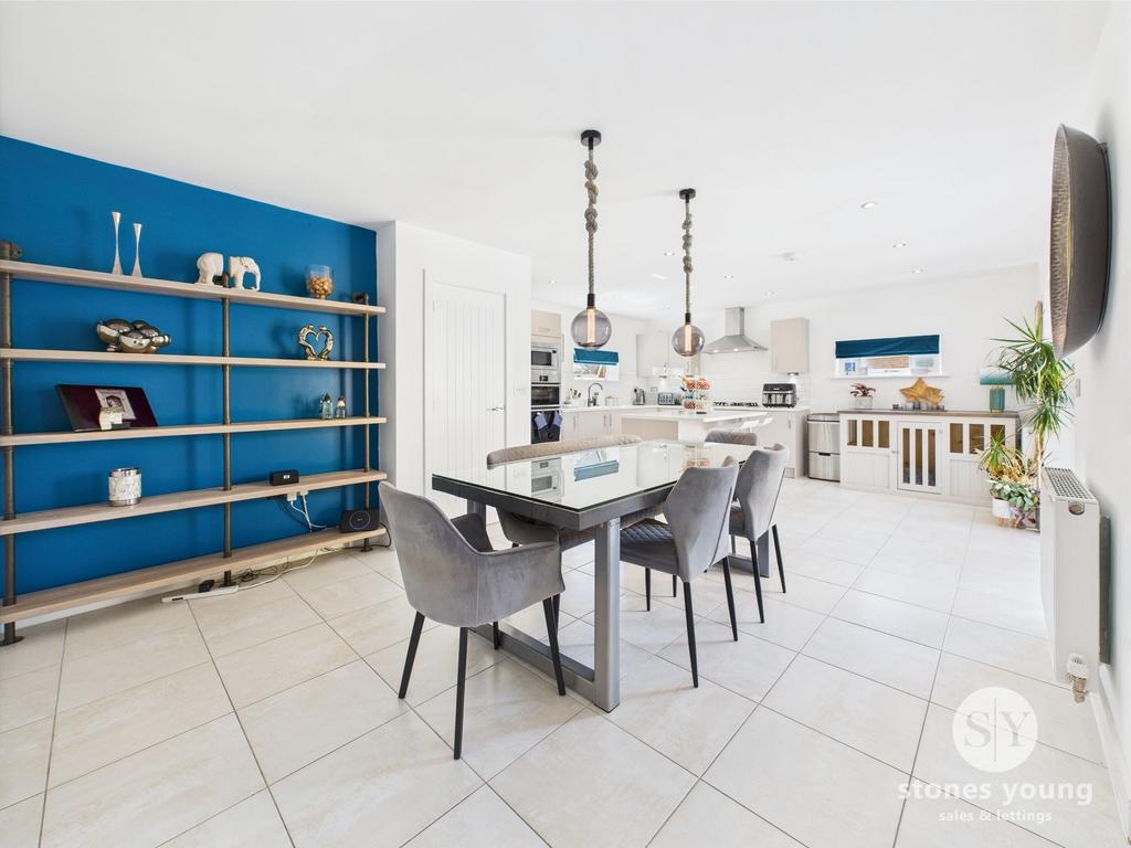Kitchen Diner