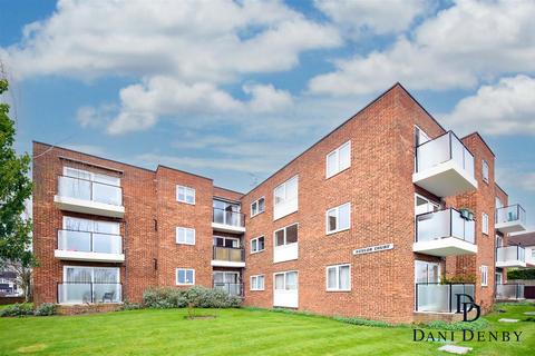 2 bedroom flat for sale, Heather Walk, Edgware HA8