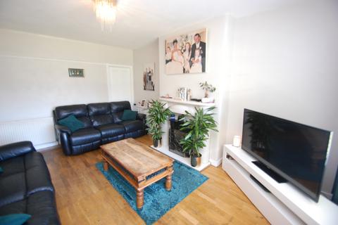 124 Allanton Drive, Glasgow, G52 2EJ