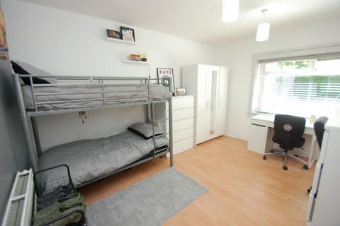 124 Allanton Drive, Glasgow, G52 2EJ