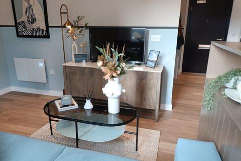 Studio for sale, Fairfield Avenue, Staines upon Thames TW18