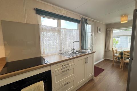 2 bedroom park home for sale, Pleasant View Park, Aberdare CF44
