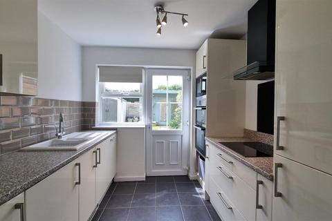 12 Apsley Croft, Birmingham, B38 0AF