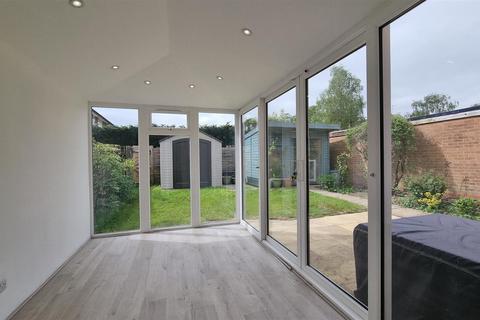 12 Apsley Croft, Birmingham, B38 0AF