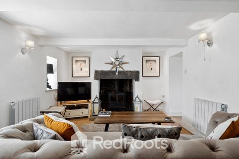 undefined, Wakefield Road, Huddersfield HD8