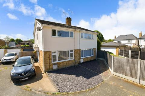 2 bedroom semi-detached house for sale, Cedar Avenue, Wickford, Essex