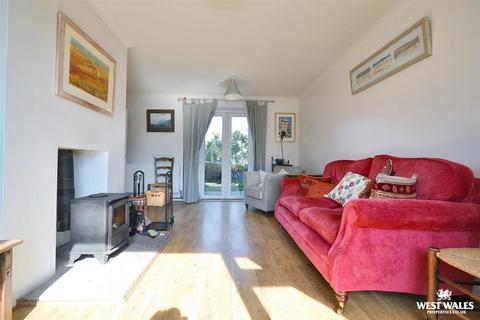 2 bedroom semi-detached house for sale, Trenchard Estate, Parcllyn, Cardigan