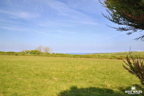 2 bedroom semi-detached house for sale, Trenchard Estate, Parcllyn, Cardigan