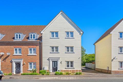 4 bedroom townhouse for sale