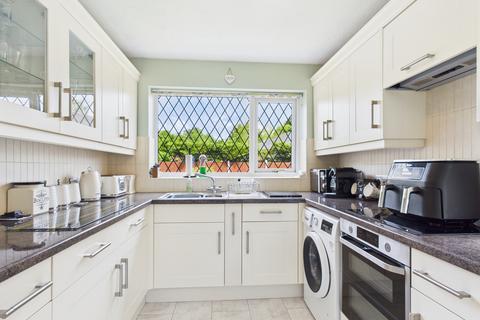 3 Beavers Close, Tadley, RG26 4XR