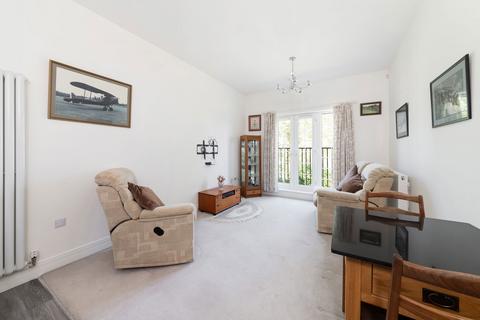 2 bedroom flat for sale, Janet Blunt House, Adderbury