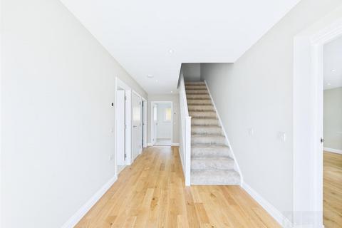 4 bedroom house for sale, Dulicht Court, Grantown On Spey