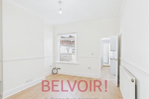 2 bedroom terraced house to rent, May Street, Burslem, Stoke-on-Trent, ST6