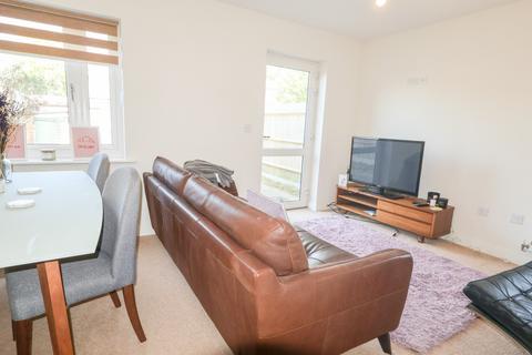 7 Hampton Close, Southampton, SO15 5SQ