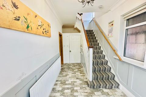 3 bedroom semi-detached house to rent, Newcastle upon Tyne NE4