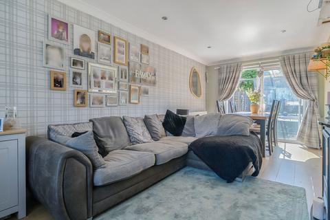 100 Stag Hill, Basingstoke, RG22 6JQ