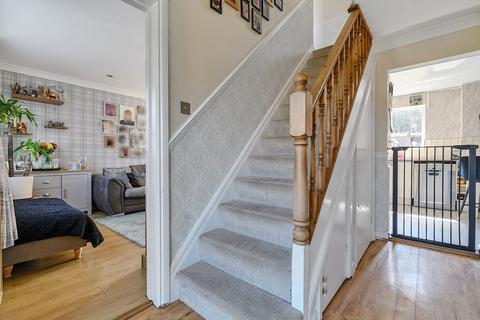 100 Stag Hill, Basingstoke, RG22 6JQ