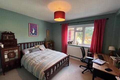 3 bedroom apartment for sale, Grenham Avenue, Hulme, Manchester