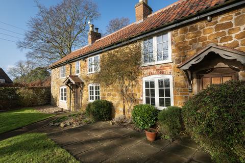 4 bedroom detached house to rent, Main Street, Wartnaby LE14