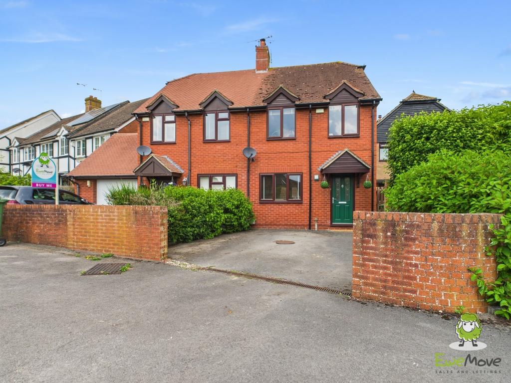 Ewe Move Estate Agents Basingstoke - Chaldon Green