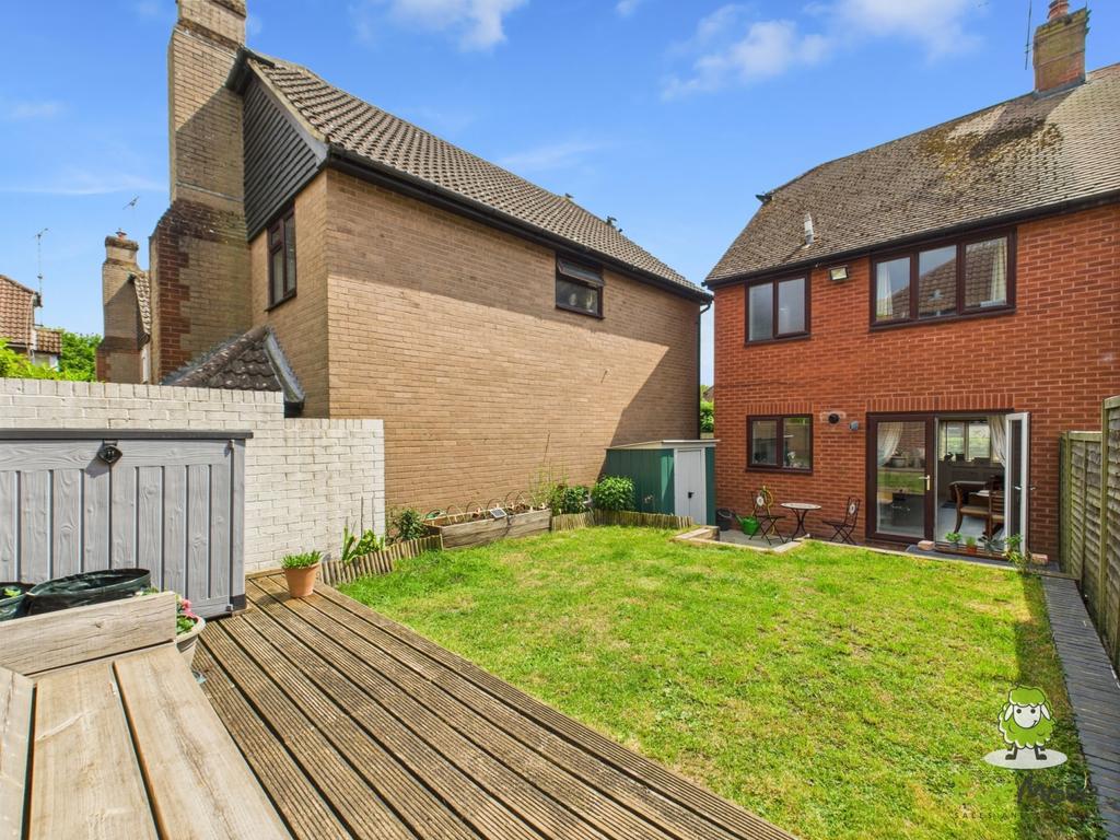 Ewe Move Estate Agents Basingstoke - Chaldon Green