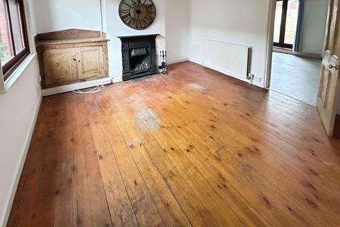 3 bedroom terraced house to rent, Mount Street, Chaplefields, Coventry, CV5