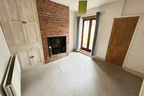 3 bedroom terraced house to rent, Mount Street, Chaplefields, Coventry, CV5