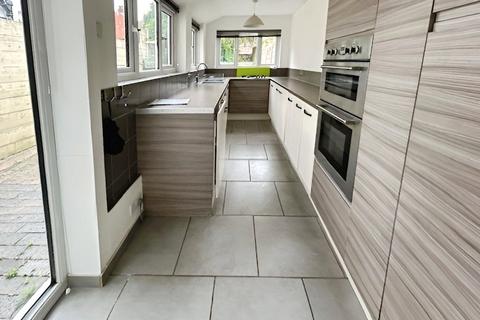3 bedroom terraced house to rent, Mount Street, Chaplefields, Coventry, CV5