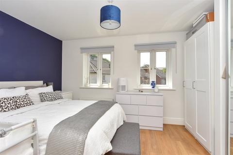 17 Horace Road, Strood, Rochester, ME2 2GB