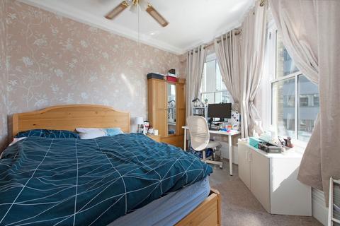 2 bedroom flat for sale, Gray's Inn Road, London WC1X