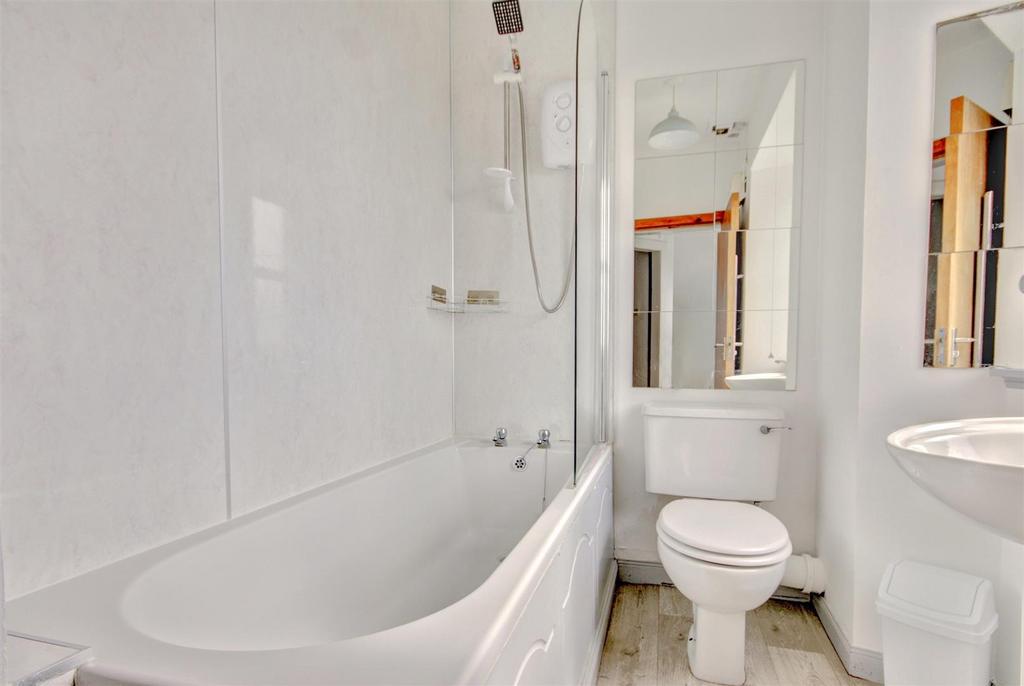 Flat bathroom