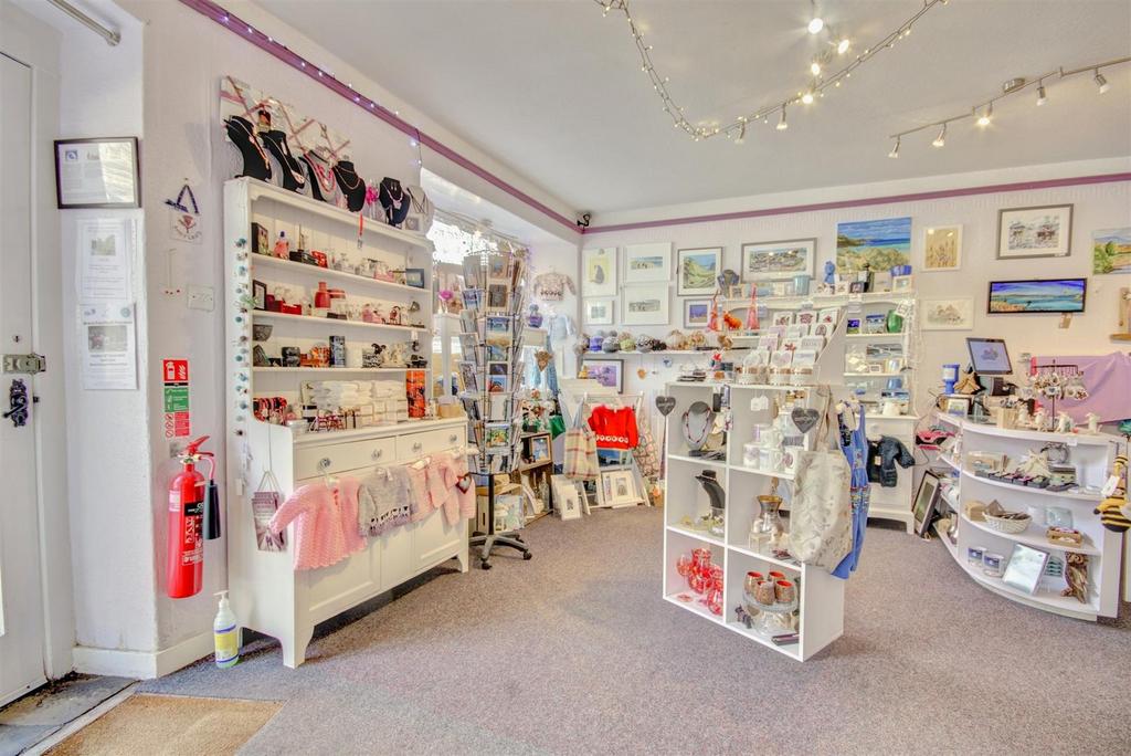 Retail unit